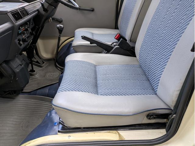 内装はルームクリーニングを徹底していますので快適にご使用なれます