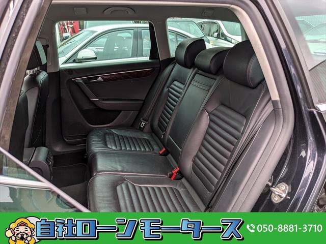 TSIハイライン 自社ローン全国対応 最長84回 黒レザーシート ナビフルセグ DVD Bluetooth クルコン パワーシートヒーター 革巻きステア パドルシフト オートHIDライト 前後コーナーセンサー ETC(30枚目)