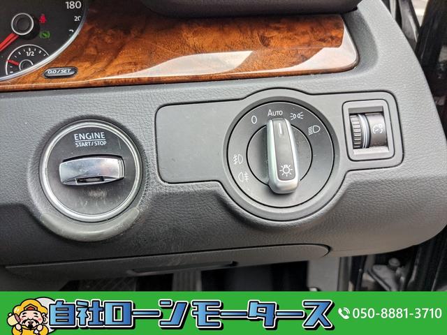 TSIハイライン 自社ローン全国対応 最長84回 黒レザーシート ナビフルセグ DVD Bluetooth クルコン パワーシートヒーター 革巻きステア パドルシフト オートHIDライト 前後コーナーセンサー ETC(62枚目)
