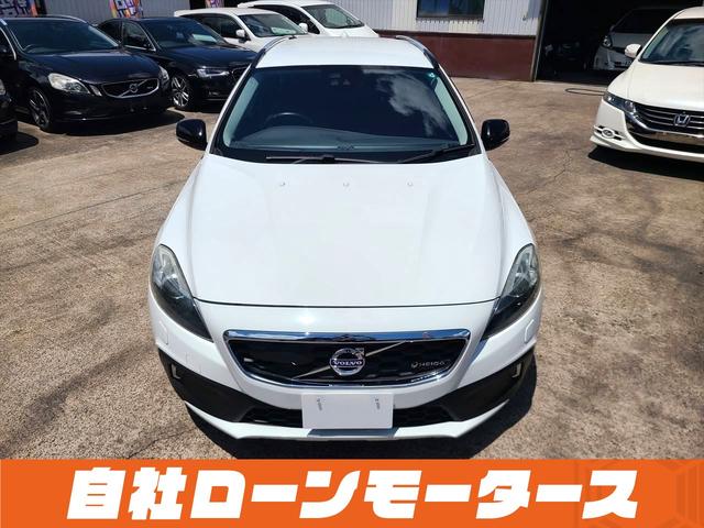 Ｖ４０ クロスカントリー　Ｔ５　ＡＷＤ　自社ローン　全国対応　４ＷＤ　シティーセーフティー　レーダークルーズコントロール　パワーシート　シートヒーター　ＨＤＤナビフルセグ　衝突軽減ブレーキ　後ろソナー　オートＨＩＤライトリアフォグ　社外サス（22枚目）