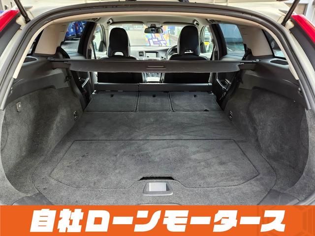 Ｖ６０ ドライブｅ　シティーセーフティーＨＤＤナビフルセグＤＶＤＢｌｕｅｔｏｏｔｈオーディオ　Ｂカメラ　ソナー　シートヒーター　黒革パワーシート　クルーズコントロール　ＨＩＤライト　純正１７ＡＷ　ステアリングスイッチ（55枚目）