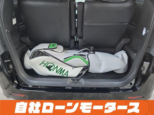 ヴェルファイア ２．４Ｚ　プラチナセレクションＩＩ　純正フリップダウンモニター　ツインムーンルーフ　パワーバックドア　両側パワースライドドア　社外１９ＡＷ　ナビフルセグＤＶＤ　Ｂカメラ　Ｃｌａｚｚｉｏシートカバー　スマートキー　ミラーガーニッシュ（58枚目）