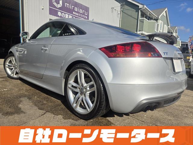 TTクーペ 1.8TFSI Sラインパッケージ Sラインロゴ入り半革シート+ステアリング 電動リアウィング ナビフルセグCDDVD Bluetooth Bカメラ ミラーヒーターパドルシフト スペアキーオートHIDライト フォグリアフォグ純正17AW(8枚目)