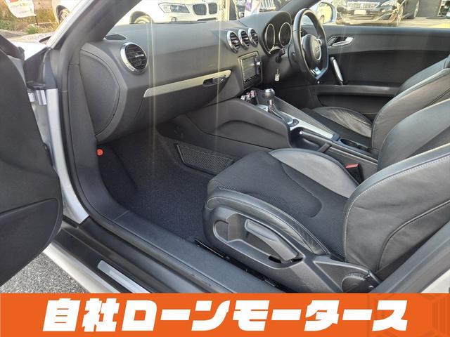 TTクーペ 1.8TFSI Sラインパッケージ Sラインロゴ入り半革シート+ステアリング 電動リアウィング ナビフルセグCDDVD Bluetooth Bカメラ ミラーヒーターパドルシフト スペアキーオートHIDライト フォグリアフォグ純正17AW(49枚目)