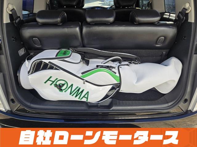 エルグランド ２５０ハイウェイスターアーバンクロム　ＡＬＰＩＮＥフリップダウンモニター　両側パワースライドドア　純正ナビフルセグＤＶＤ　Ｂｌｕｅｔｏｏｔｈ　Ｂカメラ　ハーフレザー　オットマン　ステアスイッチ　オートＨＩＤヘッドライト　フォグ純正１８ＡＷ（60枚目）