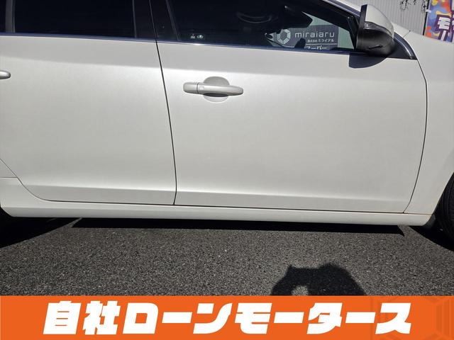 VOLVO V60 LUXURY EDITION