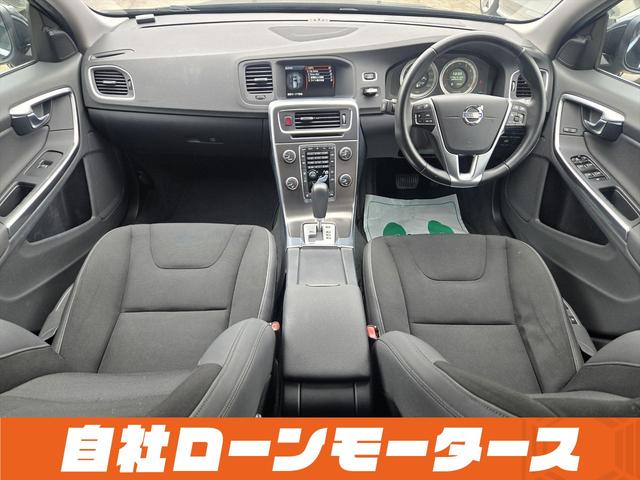 Ｖ６０ スポーツ　シティーセーフティー　衝突軽減　ブラインドスポットモニター　パワーシート　シートヒーター　レーダークルーズ　ＨＤＤナビフルセグＤＶＤ　Ｂｌｕｅｔｏｏｔ　Ｂカメラ　ソナー　シートヒーター　スペアキー（10枚目）