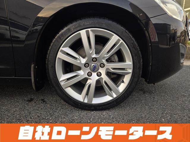 Ｖ６０ スポーツ　シティーセーフティー　衝突軽減　ブラインドスポットモニター　パワーシート　シートヒーター　レーダークルーズ　ＨＤＤナビフルセグＤＶＤ　Ｂｌｕｅｔｏｏｔ　Ｂカメラ　ソナー　シートヒーター　スペアキー（65枚目）