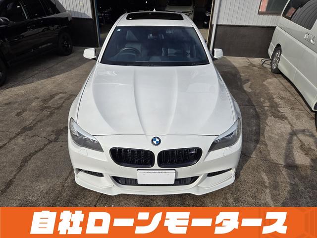 ５シリーズ アクティブハイブリッド５　Ｍスポーツパッケージ　ローダウン　サンルーフ　ブラックグリル　社外フロントエアロ　黒革パワーシート　シートヒーター　クルコン　ＨＤＤナビフルセグＤＶＤＢｌｕｅｔｏｏｔｈ　Ｂカメラ純正２０ＡＷ　スマートキー２個　サンシェード（40枚目）