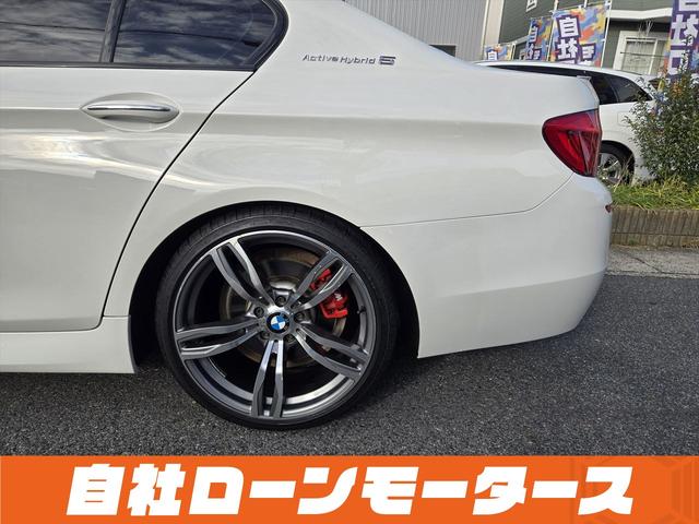 ５シリーズ アクティブハイブリッド５　Ｍスポーツパッケージ　ローダウン　サンルーフ　ブラックグリル　社外フロントエアロ　黒革パワーシート　シートヒーター　クルコン　ＨＤＤナビフルセグＤＶＤＢｌｕｅｔｏｏｔｈ　Ｂカメラ純正２０ＡＷ　スマートキー２個　サンシェード（57枚目）
