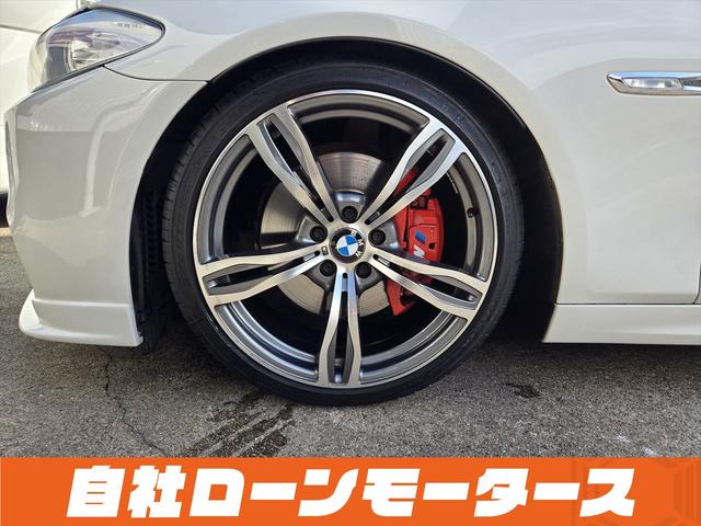 ５シリーズ アクティブハイブリッド５　Ｍスポーツパッケージ　ローダウン　サンルーフ　ブラックグリル　社外フロントエアロ　黒革パワーシート　シートヒーター　クルコン　ＨＤＤナビフルセグＤＶＤＢｌｕｅｔｏｏｔｈ　Ｂカメラ純正２０ＡＷ　スマートキー２個　サンシェード（68枚目）