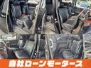 ２．４Ｚ　プラチナセレクションＩＩ　純正フリップダウンモニター　ツインムーンルーフ　パワーバックドア　両側パワースライドドア　社外１９ＡＷ　ナビフルセグＤＶＤ　Ｂカメラ　Ｃｌａｚｚｉｏシートカバー　スマートキー　ミラーガーニッシュ（18枚目）