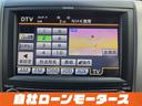 ２．４Ｚ　プラチナセレクションＩＩ　純正フリップダウンモニター　ツインムーンルーフ　パワーバックドア　両側パワースライドドア　社外１９ＡＷ　ナビフルセグＤＶＤ　Ｂカメラ　Ｃｌａｚｚｉｏシートカバー　スマートキー　ミラーガーニッシュ（76枚目）