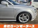 1.8TFSI Sラインパッケージ Sラインロゴ入り半革シート+ステアリング 電動リアウィング ナビフルセグCDDVD Bluetooth Bカメラ ミラーヒーターパドルシフト スペアキーオートHIDライト フォグリアフォグ純正17AW(35枚目)