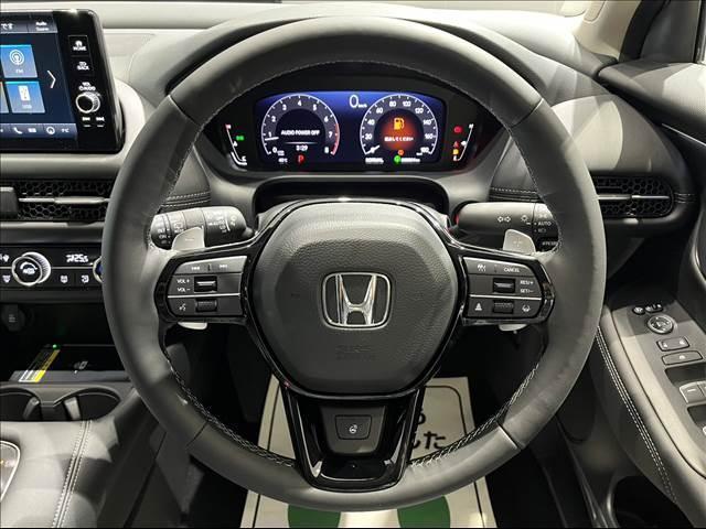 Ｚ　ＨｏｎｄａＳＥＮＳＩＮＧ／Ｈｏｎｄａ　ＣＯＮＮＥＣＴディスプレー＋ＥＴＣ２．０車載器＋ワイヤレス充電器／１８ＡＷ／ＬＥＤヘッドライト／マルチビューカメラシステム／スマートキー／プッシュスタート(7枚目)