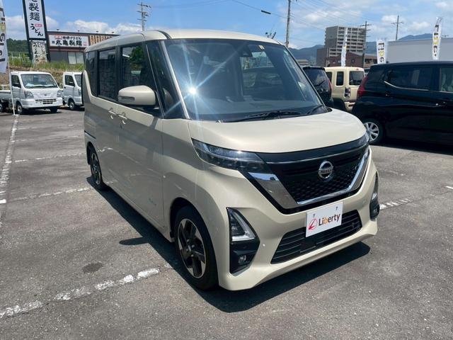 ルークス ハイウェイスター　Ｘ　横滑防止装置　衝突軽減ブレーキシステム　ブルートゥース　インテリジェントアラウンドビューモニター　地デジ　コーナーソナー　ＤＶＤ再生　インテリジェントキー　ＬＥＤ　バックカメラ　オ－トエアコン　ＡＵＸ（9枚目）