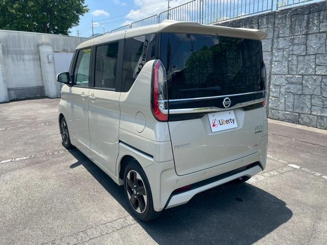 ルークス ハイウェイスター　Ｘ　横滑防止装置　衝突軽減ブレーキシステム　ブルートゥース　インテリジェントアラウンドビューモニター　地デジ　コーナーソナー　ＤＶＤ再生　インテリジェントキー　ＬＥＤ　バックカメラ　オ－トエアコン　ＡＵＸ（12枚目）