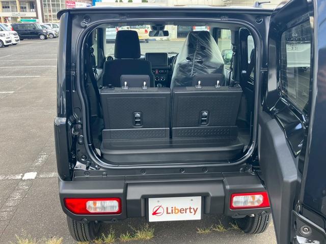 ジムニー ＸＣ　衝突被害軽減ブレーキ　クルーズコントロール　運転席＆助手席シートヒーター　スマートキー　純正アルミホイール　フォグライト　電動格納ミラー　オートライト　アイドリングストップ（13枚目）