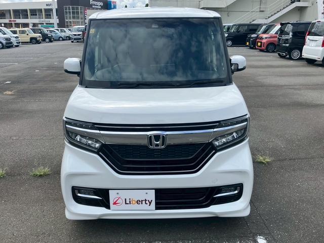 Ｎ－ＢＯＸカスタム Ｇ・Ｌホンダセンシング　ナビ　バックカメラ　ドラレコ　ＥＴＣ　両側電動スライドドア　衝突被害軽減ブレーキ　アダプティブクルーズコントロール　運転席＆助手席シートヒーター　スマートキー　純正アルミホイール　電動格納ミラー（9枚目）