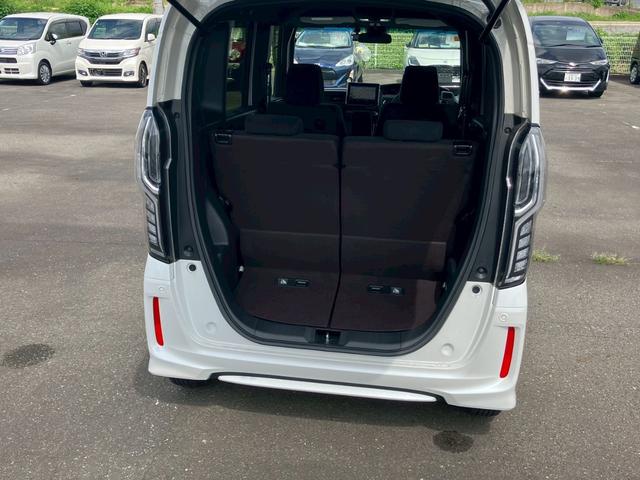 Ｎ－ＢＯＸカスタム Ｇ・Ｌホンダセンシング　ナビ　バックカメラ　ドラレコ　ＥＴＣ　両側電動スライドドア　衝突被害軽減ブレーキ　アダプティブクルーズコントロール　運転席＆助手席シートヒーター　スマートキー　純正アルミホイール　電動格納ミラー（16枚目）