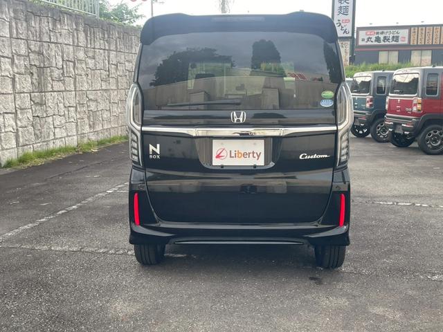 Ｎ－ＢＯＸカスタム Ｇ・Ｌターボホンダセンシング　純正ナビ　バックカメラ　ドラレコ　ＥＴＣ　両側電動スライド　衝突被害軽減ブレーキ　アダプティブクルーズコントロール　ｊ純正アルミホイール　スマートキー　ＵＳＢ充電　オートエアコン　アクセサリーソケット（15枚目）