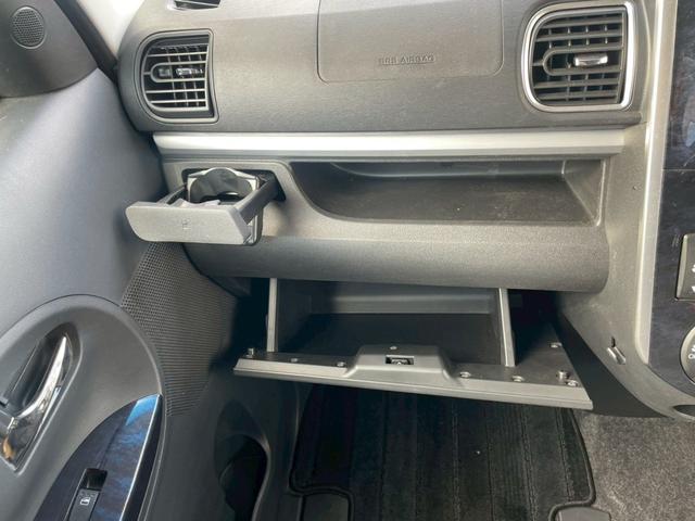 タント カスタムＸ　トップエディションＳＡＩＩ　片側電動スライドドア　衝突被害軽減ブレーキ　純正アルミホイール　フォグライト　ＣＤオーディオ　オートエアコン　スマートキー　電動格納式ミラー　アイドリングストップ　横滑り防止機能（41枚目）