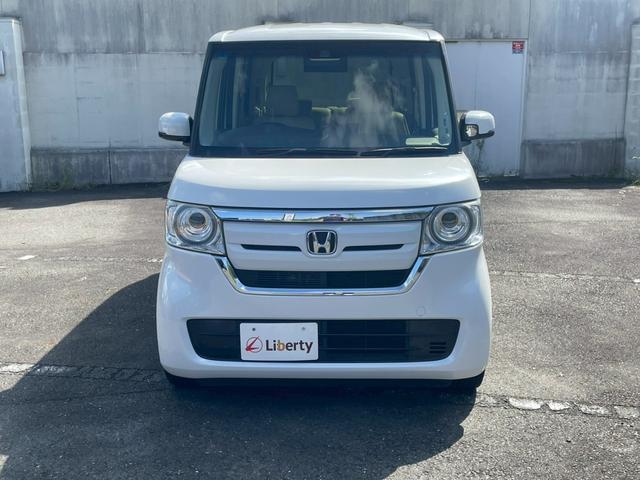Ｎ－ＢＯＸ Ｇ・Ｌホンダセンシング　純正ナビ　バックカメラ　ＥＴＣ　片側電動スライドドア　衝突被害軽減ブレーキ　レーンキープアシスト　純正アルミホイール　スマートキー　シートバックテーブル　アクセサリーソケット　電動格納式ミラー（9枚目）