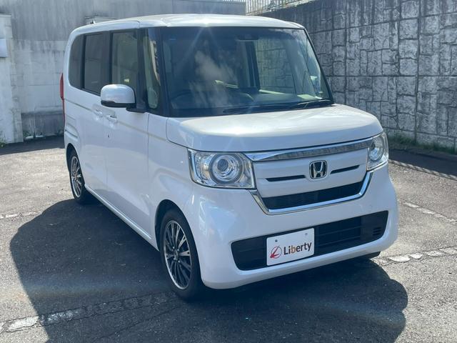 Ｎ－ＢＯＸ Ｇ・Ｌホンダセンシング　純正ナビ　バックカメラ　ＥＴＣ　片側電動スライドドア　衝突被害軽減ブレーキ　レーンキープアシスト　純正アルミホイール　スマートキー　シートバックテーブル　アクセサリーソケット　電動格納式ミラー（10枚目）