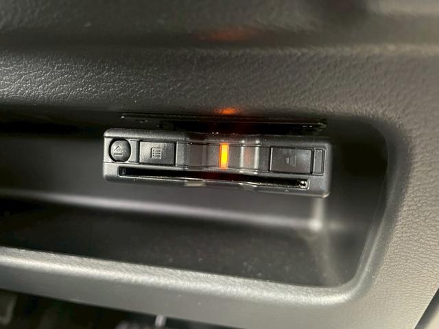 デイズ Ｘ　ナビ　バックカメラ　ＥＴＣ　衝突被害軽減ブレーキ　純正アルミホイール　スマートキー　ＵＳＢ充電　オートライト　オートエアコン　ステアリングスイッチ　電動格納式ミラー（7枚目）