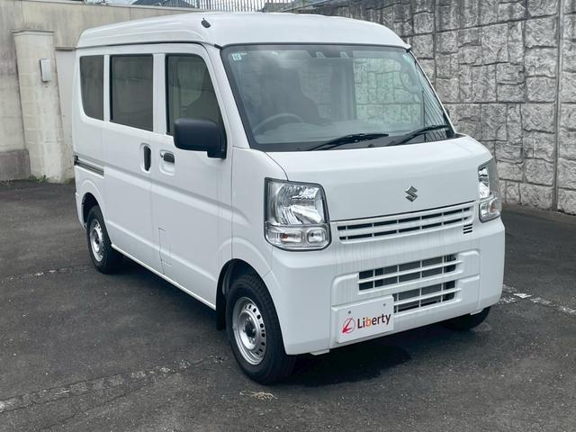 エブリイ ＰＡ　４ＷＤ　衝突被害軽減ブレーキ　レーンキープアシスト　パーキングセンサー　オートライト　両側スライドドア　ＦＭ／ＡＭラジオ　アイドリングストップ　横滑り防止機能　マニュアルエアコン　パワーステアリング（8枚目）