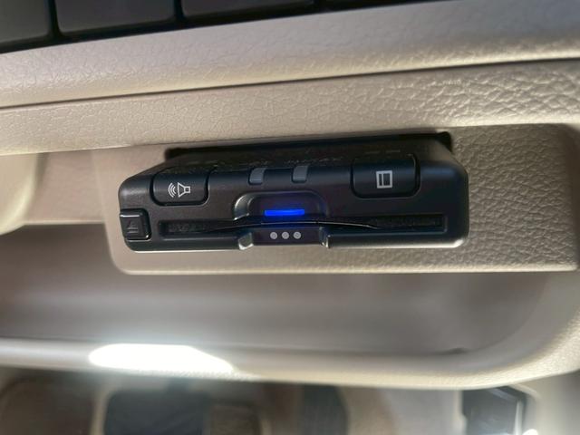 アルトラパンLC X ナビ ETC Bluetooth接続 衝突被害軽減ブレーキ レーンキープアシスト パーキングセンサー 前席シートヒーター オートライト ステアリングスイッチ アイドリングストップ USB充電(6枚目)