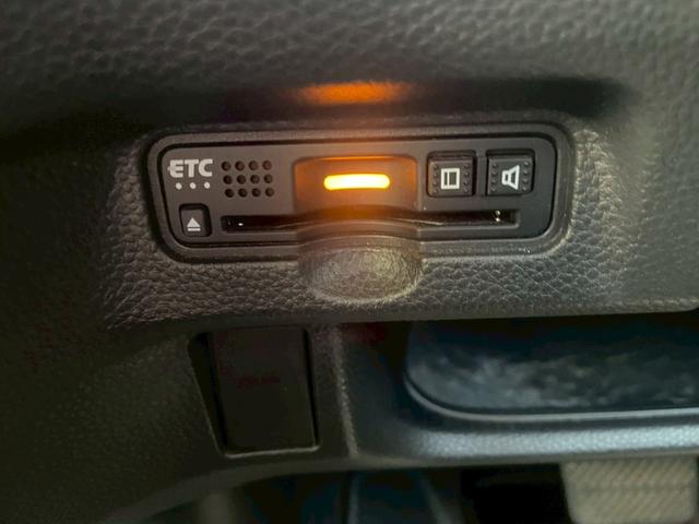 N-BOXカスタム G・Lホンダセンシング ナビ バックカメラ Bluetooth ETC 片側電動スライドドア 純正アルミホイール 衝突被害軽減ブレーキ レーンキープアシスト アダプティブクルーズコントロール スマートキー 電動格納式ミラー(7枚目)