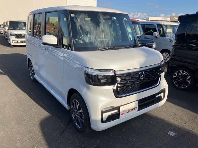 Ｎ－ＢＯＸカスタム ベースグレード　両側スライド・片側電動　クリアランスソナー　オートクルーズコントロール　オートライト　スマートキー　アイドリングストップ　電動格納ミラー　シートヒーター　ベンチシート　ＣＶＴ　ＥＳＣ（7枚目）