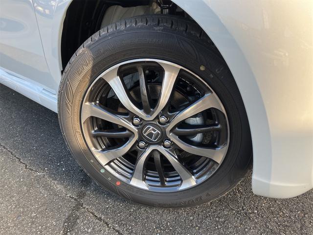 Ｎ－ＢＯＸカスタム ベースグレード　両側スライド・片側電動　クリアランスソナー　オートクルーズコントロール　オートライト　スマートキー　アイドリングストップ　電動格納ミラー　シートヒーター　ベンチシート　ＣＶＴ　ＥＳＣ（21枚目）