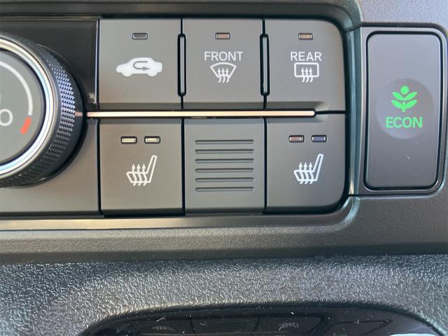 Ｎ－ＢＯＸカスタム ベースグレード　両側スライド・片側電動　クリアランスソナー　オートクルーズコントロール　オートライト　スマートキー　アイドリングストップ　電動格納ミラー　シートヒーター　ベンチシート　ＣＶＴ　ＥＳＣ（43枚目）