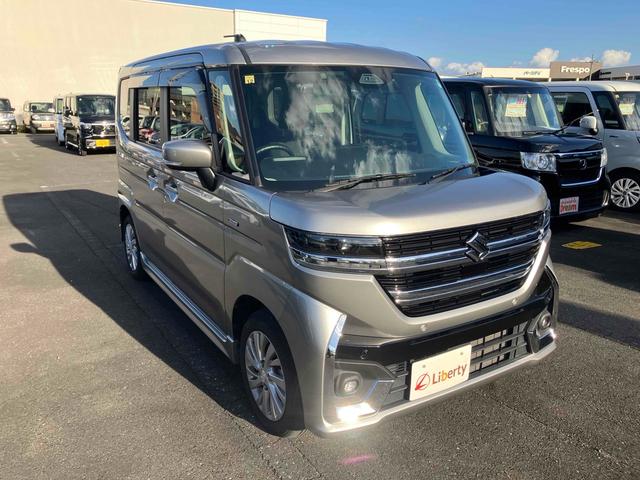 スペーシアカスタム ハイブリッドＧＳ　ナビ　Ｂｌｕｅｔｏｏｔｈ　ＥＴＣ　バックカメラ　両側スライド・片側電動　ＴＶ　オートクルーズコントロール　オートライト　スマートキー　アイドリングストップ　シートヒーター　ベンチシート　ＣＶＴ　ＥＳＣ（11枚目）