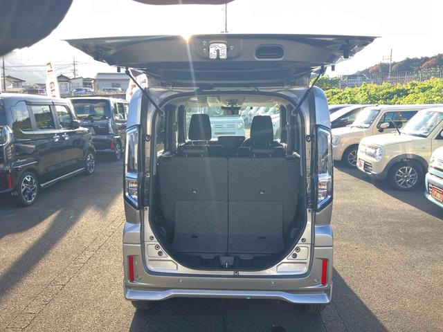 スペーシアカスタム ハイブリッドＧＳ　ナビ　Ｂｌｕｅｔｏｏｔｈ　ＥＴＣ　バックカメラ　両側スライド・片側電動　ＴＶ　オートクルーズコントロール　オートライト　スマートキー　アイドリングストップ　シートヒーター　ベンチシート　ＣＶＴ　ＥＳＣ（21枚目）