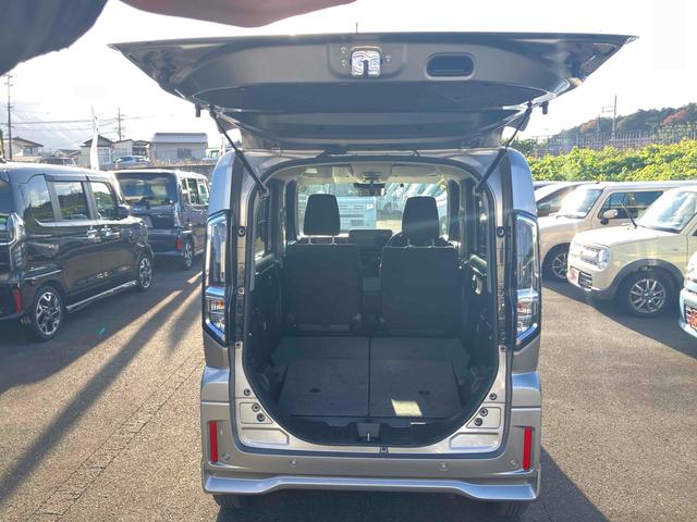 スペーシアカスタム ハイブリッドＧＳ　ナビ　Ｂｌｕｅｔｏｏｔｈ　ＥＴＣ　バックカメラ　両側スライド・片側電動　ＴＶ　オートクルーズコントロール　オートライト　スマートキー　アイドリングストップ　シートヒーター　ベンチシート　ＣＶＴ　ＥＳＣ（22枚目）