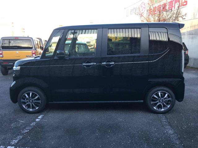 Ｎ－ＢＯＸカスタム ベースグレード　バックカメラ　両側スライド・片側電動　クリアランスソナー　オートクルーズコントロール　レーンアシスト　オートライト　スマートキー　アイドリングストップ　電動格納ミラー　シートヒーター　ベンチシート（8枚目）