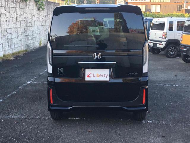 Ｎ－ＢＯＸカスタム ベースグレード　バックカメラ　両側スライド・片側電動　クリアランスソナー　オートクルーズコントロール　レーンアシスト　オートライト　スマートキー　アイドリングストップ　電動格納ミラー　シートヒーター　ベンチシート（10枚目）