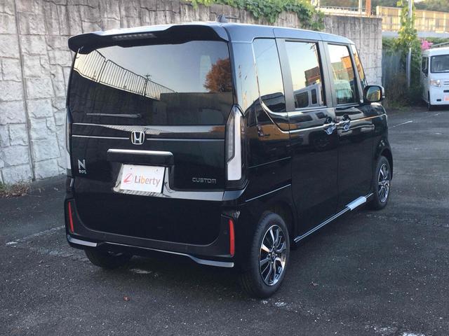 Ｎ－ＢＯＸカスタム ベースグレード　バックカメラ　両側スライド・片側電動　クリアランスソナー　オートクルーズコントロール　レーンアシスト　オートライト　スマートキー　アイドリングストップ　電動格納ミラー　シートヒーター　ベンチシート（11枚目）