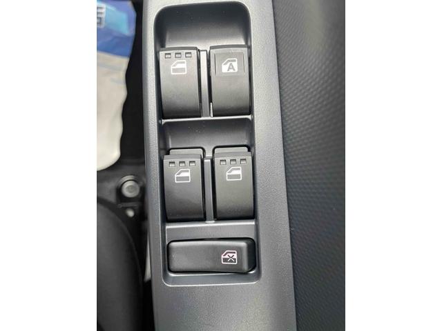 ダイハツ ミライース 15枚目