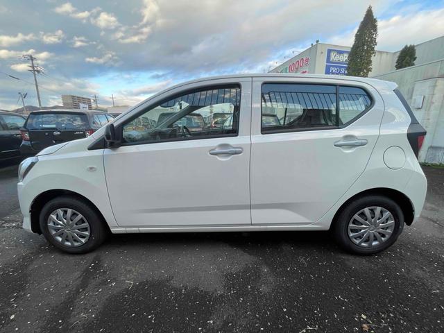 ダイハツ ミライース 8枚目