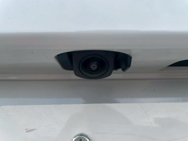 フリード エアー　ＥＸ　バックカメラ　クリアランスソナー　オートクルーズコントロール　レーンアシスト　衝突被害軽減システム　両側電動スライドドア　オートライト　ＬＥＤヘッドランプ　スマートキー　電動格納ミラー　シートヒーター（6枚目）