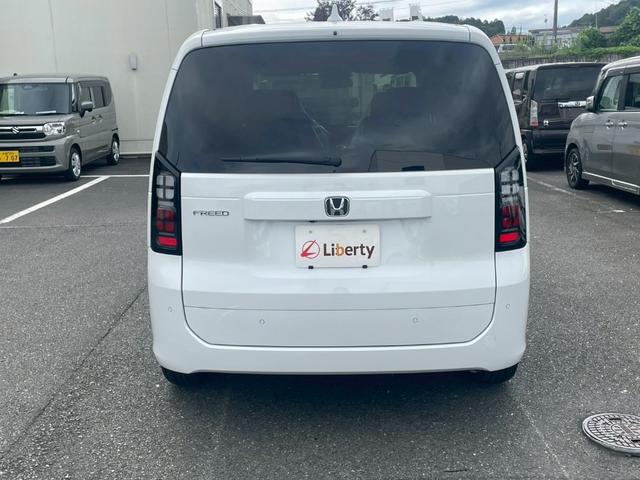 フリード エアー　ＥＸ　バックカメラ　クリアランスソナー　オートクルーズコントロール　レーンアシスト　衝突被害軽減システム　両側電動スライドドア　オートライト　ＬＥＤヘッドランプ　スマートキー　電動格納ミラー　シートヒーター（12枚目）