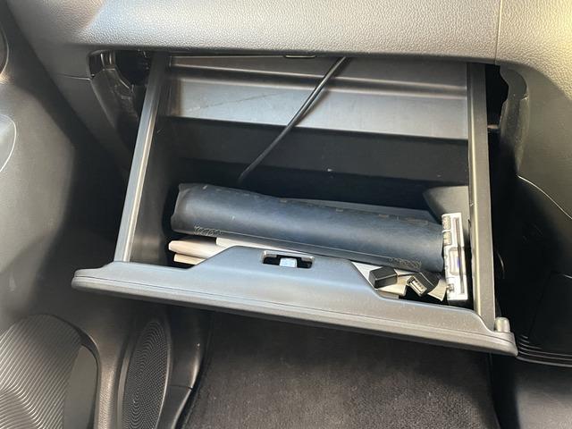 N-BOXカスタム G・Lパッケージ パワースライドドア/地デジナビ/フルセグ/Bluetoothオーディオ/プッシュスタート/LEDヘッドライト/スマートキー×2/ドライブレコーダー(39枚目)