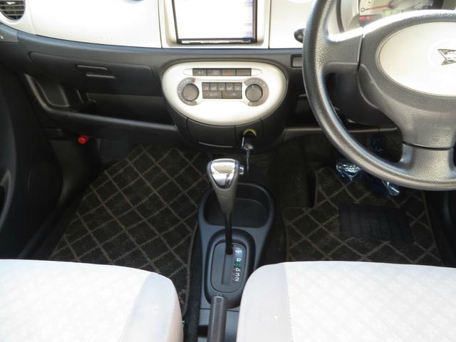 フロアシフト４速オートマ＆ハンドブレーキ