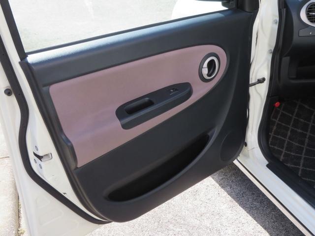 助手席ドアトリム