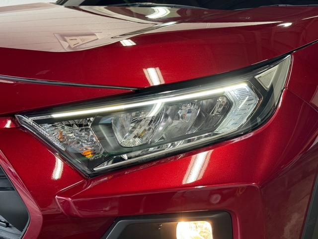 ＲＡＶ４ アドベンチャー　純正デイスプレイオーディオ　ＥＴＣ　ＬＥＤヘッドライト　デジタルインナーミラー　ブレーキアシスト　　プッシュスタート　ステアリングヒーター　Ｂｌｕｅｔｏｏｔｈ　合皮シート　スペアタイヤ（15枚目）