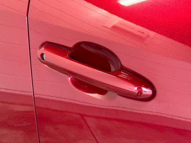 ＲＡＶ４ アドベンチャー　純正デイスプレイオーディオ　ＥＴＣ　ＬＥＤヘッドライト　デジタルインナーミラー　ブレーキアシスト　　プッシュスタート　ステアリングヒーター　Ｂｌｕｅｔｏｏｔｈ　合皮シート　スペアタイヤ（19枚目）